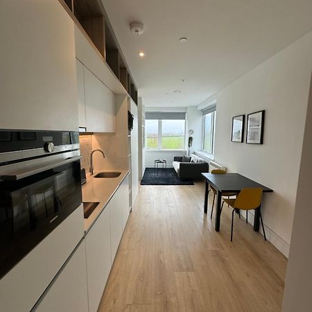 London Luxxe Suites & Apartments - London Heathrow Airport, Terminal 1 2 3 4 5 Hillingdon Zewnętrze zdjęcie