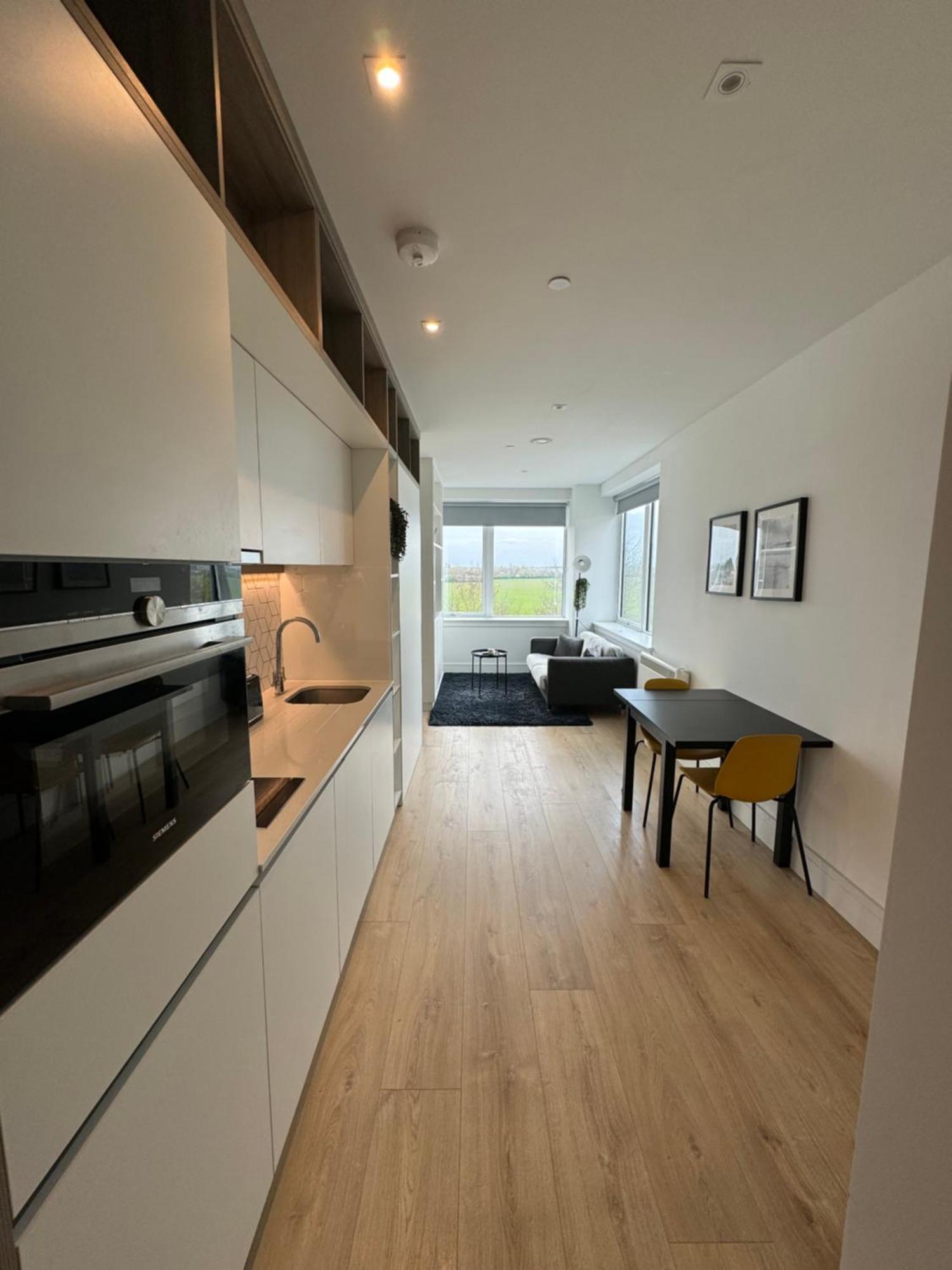 London Luxxe Suites & Apartments - London Heathrow Airport, Terminal 1 2 3 4 5 Hillingdon Zewnętrze zdjęcie